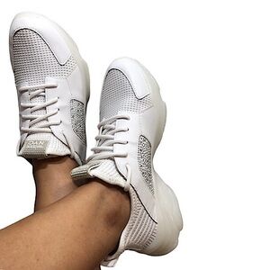 Madden NYC By Steve Madden White Athletic Rhinestone Bling Sneakers 6 (8.5)